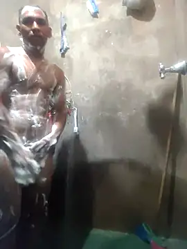 yaxom33 online show from April 28, 2026, 1:59 am