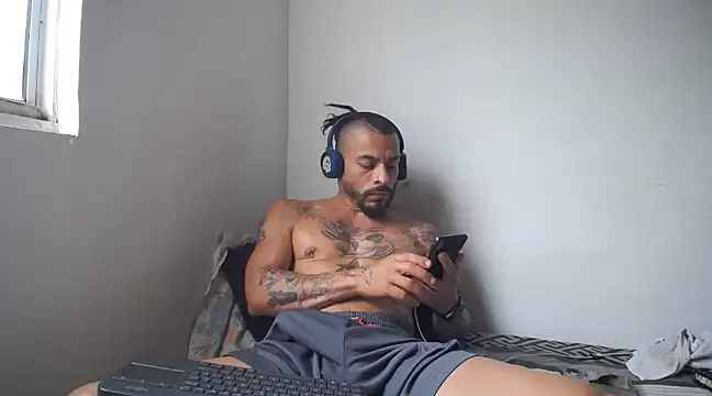 Snapshot of callme_douglas chatting on January 30, 2025, 4:02 pm callme douglas online show from January 30, 2025, 4:02 pm