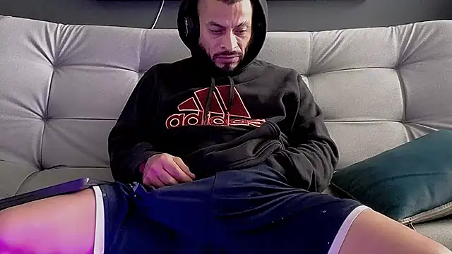 callme douglas online show from September 20, 2025, 4:19 pm