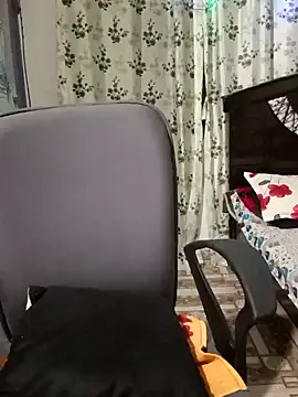 sexyhoney27 online show from January 25, 2025, 8:42 pm