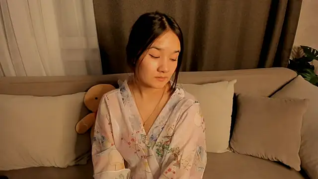 Maekko online show from March 15, 2026, 6:25 pm