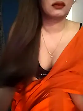 Snapshot of Aish29@xh chatting on February 13, 2025, 7:42 pm Aish29xh online show from February 13, 2025, 7:42 pm