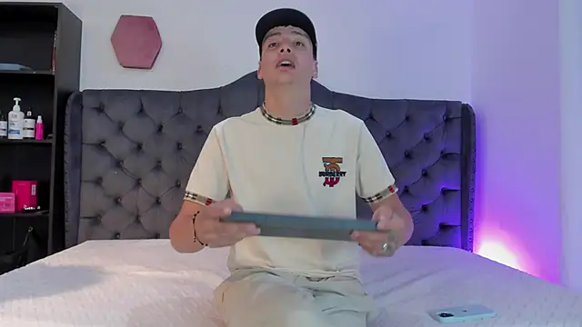 two milkyway online show from February 27, 2026, 11:10 am