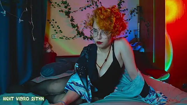 Snapshot of TrickyKitsune chatting on March 6, 2025, 2:29 pm TrickyKitsune online show from March 6, 2025, 2:29 pm