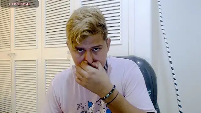 Warning Boy online show from December 29, 2024, 12:20 am