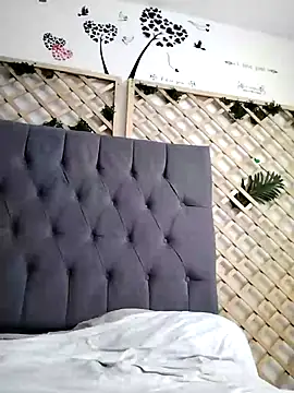 Snapshot of Mia_WAll chatting on January 1, 2025, 3:46 pm Mia WAll online show from January 1, 2025, 3:46 pm