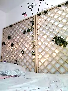 Snapshot of Mia_WAll chatting on January 28, 2025, 3:25 pm Mia WAll online show from January 28, 2025, 3:25 pm