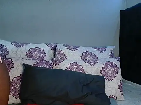 Snapshot of xxSexyTalia28 chatting on December 15, 2025, 7:51 pm xxSexyTalia28 online show from December 15, 2025, 7:51 pm