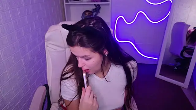 StellaFrost online show from November 9, 2025, 4:05 pm