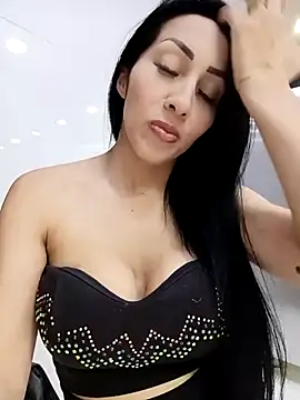 Snapshot of Isabellitasexi38 chatting on March 16, 2025, 6:23 pm Isabellitasexi38 online show from March 16, 2025, 6:23 pm