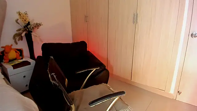 Snapshot of rachaeldeckard__ chatting on October 26, 2025, 2:50 am rachaeldeckard online show from October 26, 2025, 2:50 am