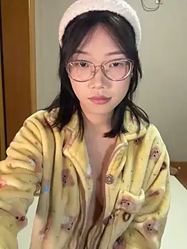 Snapshot of berberson chatting on October 29, 2025, 8:16 am berberson online show from October 29, 2025, 8:16 am