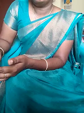 Snapshot of Tamil_roja69 chatting on January 17, 2025, 6:36 am Tamil roja69 online show from January 17, 2025, 6:36 am