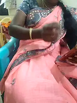 Snapshot of Tamil_roja69 chatting on February 21, 2025, 4:05 pm Tamil roja69 online show from February 21, 2025, 4:05 pm