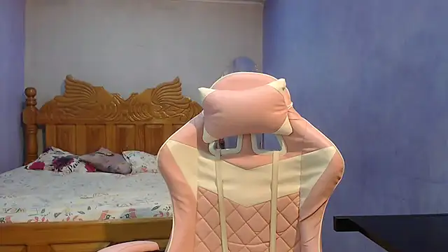 Coral0403 online show from March 8, 2026, 2:32 pm