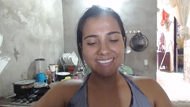 Snapshot of Coral0403 chatting on June 5, 2026, 6:13 pm Coral0403 online show from June 5, 2026, 6:13 pm