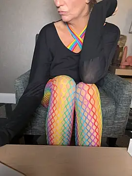 Snapshot of AlessasRoom chatting on November 10, 2025, 12:09 am AlessasRoom online show from November 10, 2025, 12:09 am