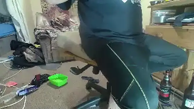 Snapshot of poesnuus999 chatting on September 20, 2025, 6:31 pm poesnuus999 online show from September 20, 2025, 6:31 pm