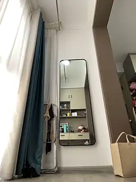 Caicai-a online show from April 3, 2026, 8:45 am