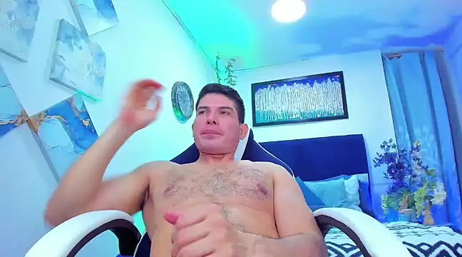 Snapshot of Andrewstelle_coleman chatting on March 18, 2025, 6:37 pm Andrewstelle coleman online show from March 18, 2025, 6:37 pm