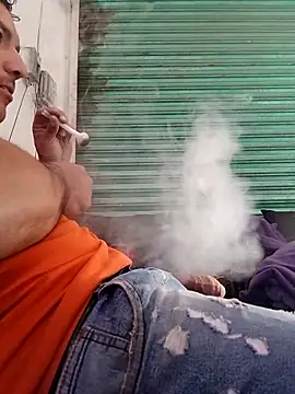 Snapshot of chinoxxx chatting on March 28, 2026, 11:26 pm chinoxxx online show from March 28, 2026, 11:26 pm