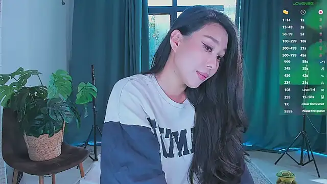 Max level online show from September 25, 2025, 2:26 am