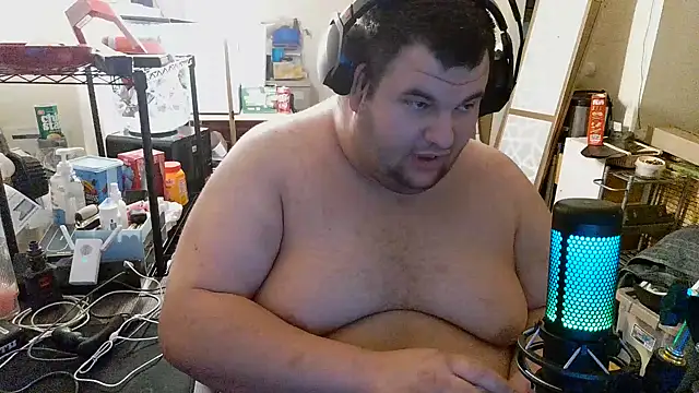 Snapshot of Hackensackneil chatting on January 16, 2025, 8:00 am Hackensackneil online show from January 16, 2025, 8:00 am