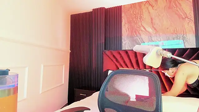 Geabloom online show from January 12, 2025, 3:28 am