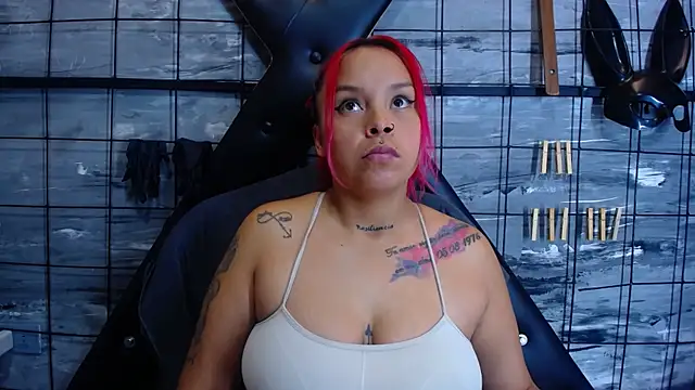 Snapshot of Alana_Roth chatting on October 5, 2025, 3:27 am Alana Roth online show from October 5, 2025, 3:27 am