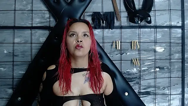 Snapshot of Alana_Roth chatting on October 11, 2025, 8:07 pm Alana Roth online show from October 11, 2025, 8:07 pm