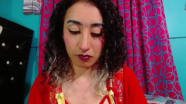 valerie mase online show from December 17, 2025, 9:54 pm