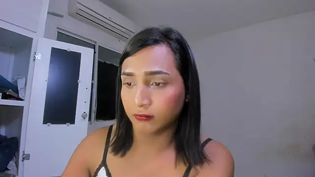 Snapshot of Miss_noah18 chatting on March 11, 2025, 11:26 pm Miss noah18 online show from March 11, 2025, 11:26 pm