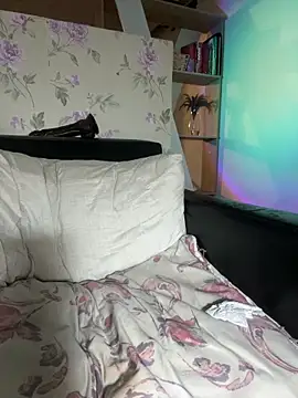 Ninabrunette18 online show from February 23, 2026, 7:50 am