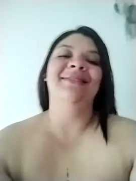 Snapshot of violeta_candyy_ chatting on March 16, 2025, 10:09 pm violeta candyy online show from March 16, 2025, 10:09 pm