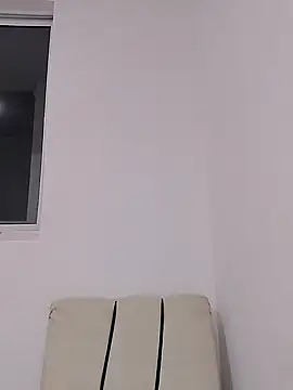 Brendabluee online show from January 16, 2025, 1:27 am