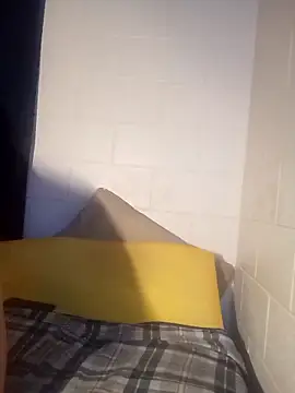 k1oudE online show from February 25, 2026, 12:37 pm