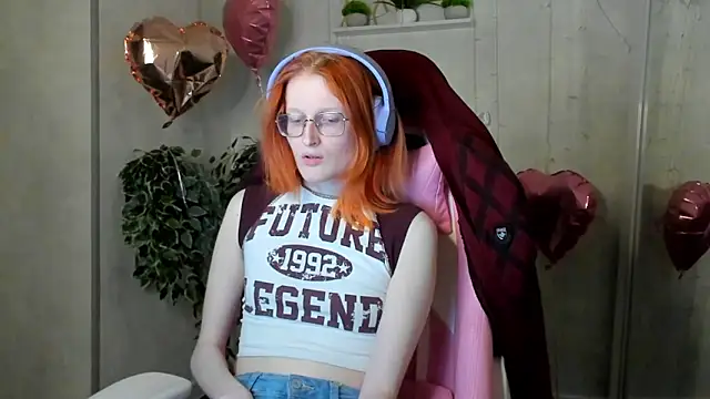 ElizabethHarpper online show from February 24, 2026, 5:11 pm