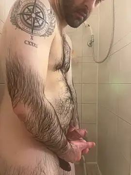 Faded-Solo online show from December 14, 2025, 2:17 am