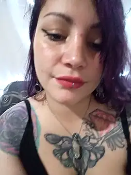 Snapshot of Miss_Amelie chatting on January 9, 2025, 4:30 am Miss Amelie online show from January 9, 2025, 4:30 am