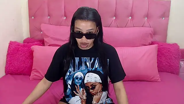 Snapshot of naughtiest_baddy chatting on September 25, 2025, 7:50 pm naughtiest baddy online show from September 25, 2025, 7:50 pm