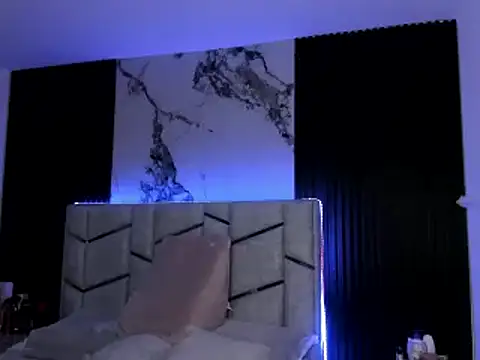 Snapshot of daniiphoeniixx chatting on January 26, 2025, 6:06 pm daniiphoeniixx online show from January 26, 2025, 6:06 pm