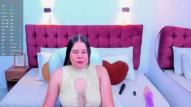 Snapshot of Annie_kurt_ chatting on February 21, 2025, 8:38 pm Annie kurt online show from February 21, 2025, 8:38 pm