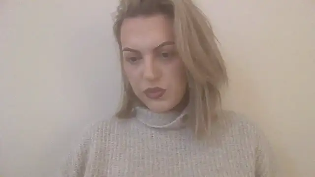 Snapshot of Gigi-Honey chatting on February 16, 2026, 2:02 pm Gigi-Honey online show from February 16, 2026, 2:02 pm