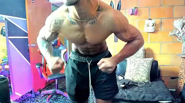 Snapshot of Adam_Valenciia chatting on February 22, 2025, 10:20 pm Adam Valenciia online show from February 22, 2025, 10:20 pm