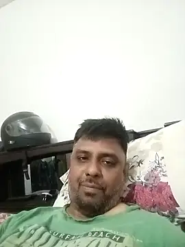 Snapshot of jemes21in chatting on September 12, 2025, 5:46 pm jemes21in online show from September 12, 2025, 5:46 pm