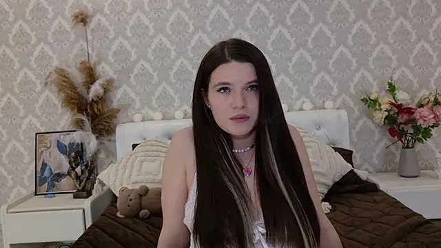 Snapshot of Nellie_Medina chatting on February 20, 2025, 1:46 am Nellie Medina online show from February 20, 2025, 1:46 am