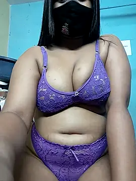 Snapshot of Hayna_G chatting on March 8, 2025, 9:28 am Hayna G online show from March 8, 2025, 9:28 am