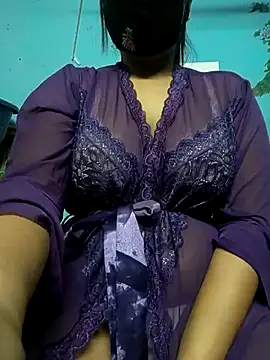 Snapshot of Hayna_G chatting on March 11, 2025, 5:27 am Hayna G online show from March 11, 2025, 5:27 am