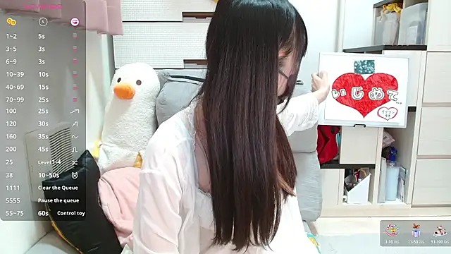 pipimi khaos online show from October 30, 2025, 11:44 am