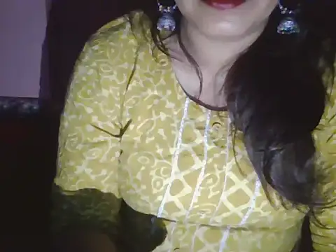 Hot-shanvi online show from May 17, 2026, 11:23 pm